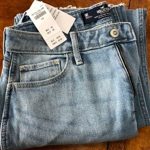 Hollister Curvy mom jeans